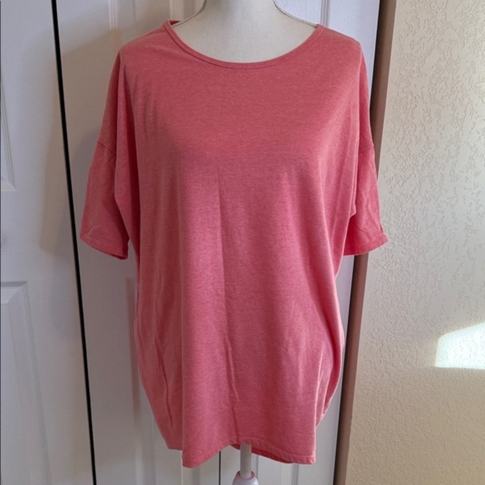 LuLaRoe Coral Short Sleeve Tee